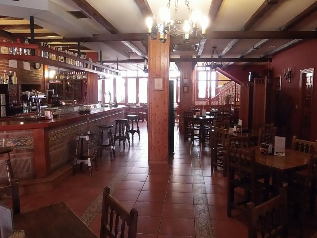 Hostal-Restaurante San Antolin Tordesillas Buitenkant foto