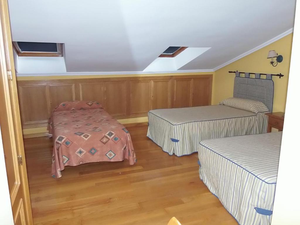 Hostal-Restaurante San Antolin Tordesillas Buitenkant foto
